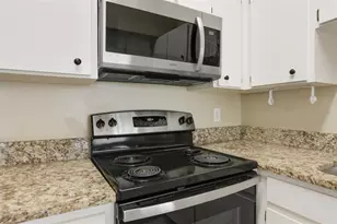 3002 W Cleveland St, Tampa, FL 33609 - Photo 15