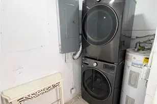 3428 Ithaca St N, Saint Petersburg, FL 33713 - Photo 17