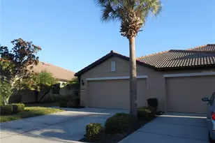 344 Mystic Falls Dr, Apollo Beach, FL 33572 - Photo 5