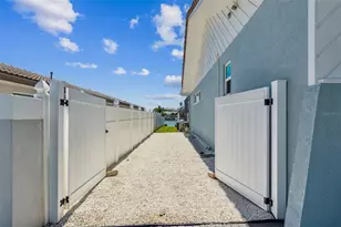 320 Belle Isle Ave, Belleair Beach, FL 33786 - Photo 31