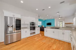 859 23rd Ave N, Saint Petersburg, FL 33704 - Photo 11