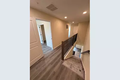 4372 Cambio Gardens Court, Tampa, FL 33610 - Photo 13