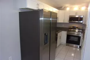 1345 Pine Ridge Cir E, Tarpon Springs, FL 34688 - Photo 3