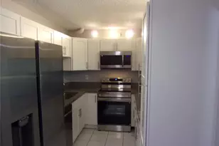 1345 Pine Ridge Cir E, Tarpon Springs, FL 34688 - Photo 3