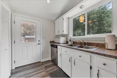 900 Beverly Avenue, Largo, FL 33770 - Photo 11