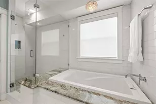 1205 13th St N, Saint Petersburg, FL 33705 - Photo 29