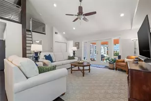 1205 13th St N, Saint Petersburg, FL 33705 - Photo 7