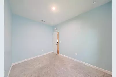 35210 Daisy Meadow Loop, Zephyrhills, FL 33541 - Photo 23