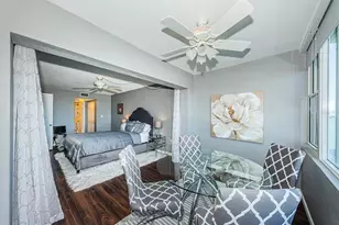 4725 Cove Cir, Saint Petersburg, FL 33708 - Photo 23