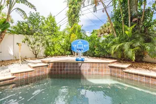 536 Ontario Ave, Crystal Beach, FL 34681 - Photo 47