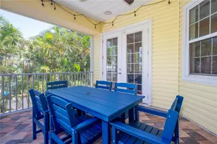 536 Ontario Ave, Crystal Beach, FL 34681 - Photo 21