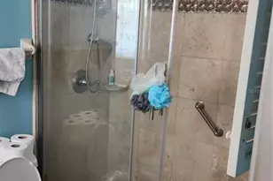 615 Lakewood Dr, Brandon, FL 33510 - Photo 9