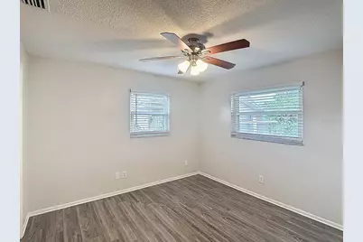 11320 Currie Lane, Largo, FL 33774 - Photo 21