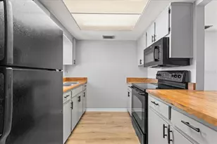 9519 Fieldview Cir, Thonotosassa, FL 33592 - Photo 5