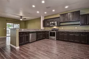 914 Woodbridge Ct, Safety Harbor, FL 34695 - Photo 9