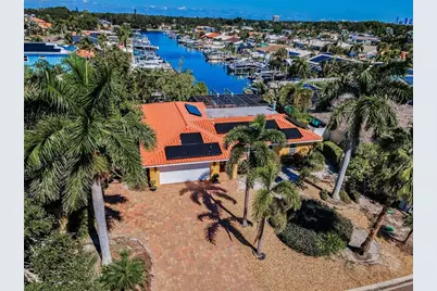 4201 46th Avenue S, Saint Petersburg, FL 33711 - Photo 1