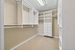 9622 Bay Grove Ln, Tampa, FL 33615 - Photo 29