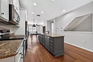 9622 Bay Grove Ln, Tampa, FL 33615 - Photo 9