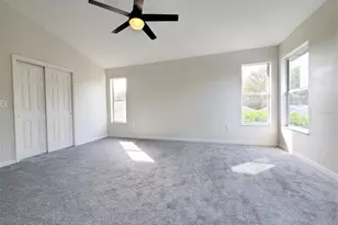 5318 Twin Creeks Dr, Valrico, FL 33596 - Photo 11
