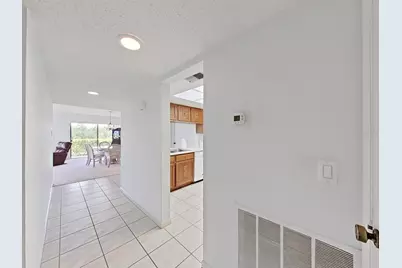 203 Mariner Drive #203, Tarpon Springs, FL 34689 - Photo 7