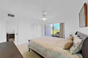 203 Mariner Dr, Tarpon Springs, FL 34689 - Photo 35