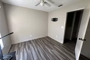 5112 Sunridge Palms Dr, Tampa, FL 33617 - Photo 13