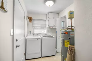 2250 Lagoon Dr, Dunedin, FL 34698 - Photo 27