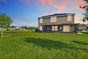 8075 Broad Pointe Dr, Zephyrhills, FL 33540 - Photo 79