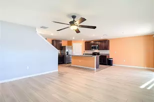 8075 Broad Pointe Dr, Zephyrhills, FL 33540 - Photo 25