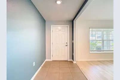 8075 Broad Pointe Drive, Zephyrhills, FL 33540 - Photo 7