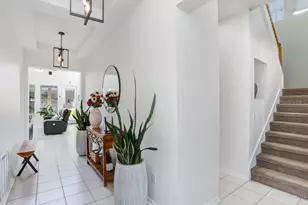 10026 Seymour Way, Tampa, FL 33626 - Photo 13