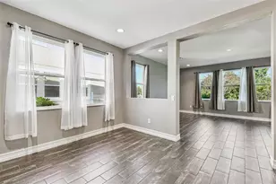 33181 Shadow Branch Ln, Wesley Chapel, FL 33545 - Photo 5