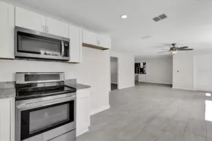 13128 Devonshire Rd, Orlando, FL 32832 - Photo 5