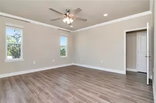 2407 W North B St, Tampa, FL 33609 - Photo 25
