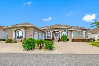 6750 Huntington Hills Boulevard, Lakeland, FL 33810 - Photo 1