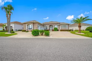 6750 Huntington Hills Blvd, Lakeland, FL 33810 - Photo 5