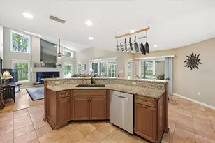 302 Lake Kell Ct, Lutz, FL 33549 - Photo 21