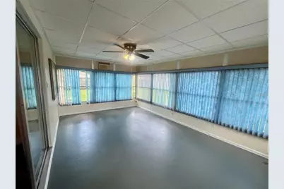 6700 17th Lane N, Saint Petersburg, FL 33702 - Photo 17