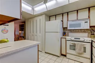 7050 Sunset Dr S, South Pasadena, FL 33707 - Photo 23