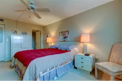 7050 Sunset Drive S #405, South Pasadena, FL 33707 - Photo 19