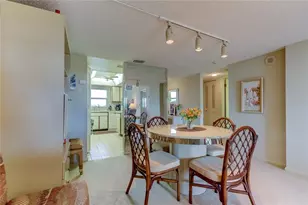 7050 Sunset Dr S, South Pasadena, FL 33707 - Photo 13