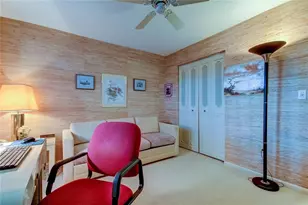 7050 Sunset Dr S, South Pasadena, FL 33707 - Photo 29