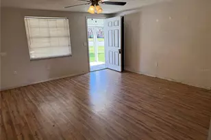 6039 20th St, Zephyrhills, FL 33542 - Photo 9