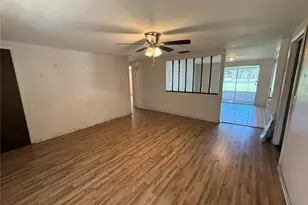 6039 20th St, Zephyrhills, FL 33542 - Photo 11