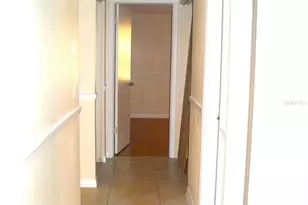 2806 Burr Oak Dr, Tampa, FL 33618 - Photo 5