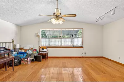 10618 Skewlee Gardens Drive, Thonotosassa, FL 33592 - Photo 33