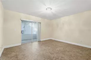 106 Hunter Ct, Palm Harbor, FL 34684 - Photo 9