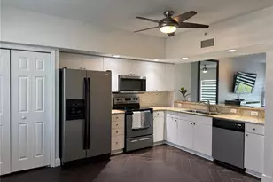 1200 Country Club Dr, Largo, FL 33771 - Photo 21