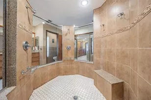 2703 Pemberton Creek Dr, Seffner, FL 33584 - Photo 33