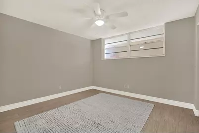 7625 Sun Island Drive S #107, South Pasadena, FL 33707 - Photo 15